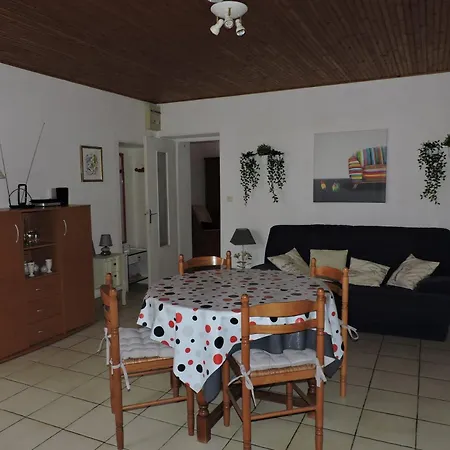 Locabrem 1 Prázdninový dům Brem Sur Mer